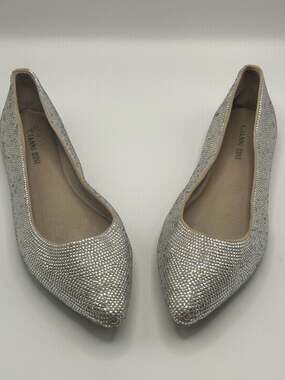 Gianni Bini Rhinestone Pointed Toe Sparkle Ballet Flats Silver 6.5M